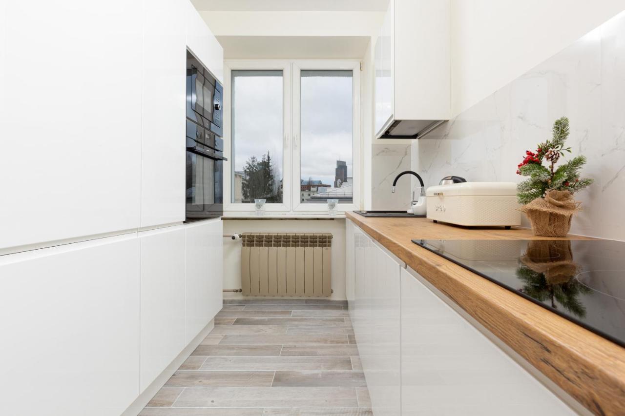 City Center Apartment Elektoralna By Noclegi Renters Warschau Buitenkant foto